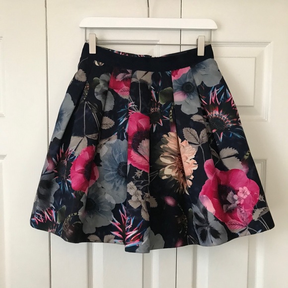 SOLD Ted Baker Poppy Print Floral Skirt - Picture 5 of 11